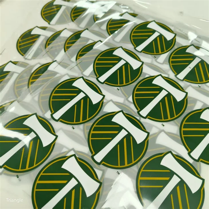 Screen Printing Flat Silicone Heat Transfer Labels For Clothing price